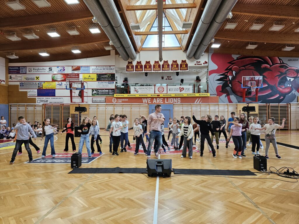 23/24 3a Danc'In Schools