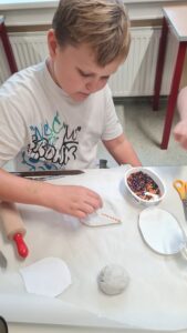 25/26_4b_Werken
