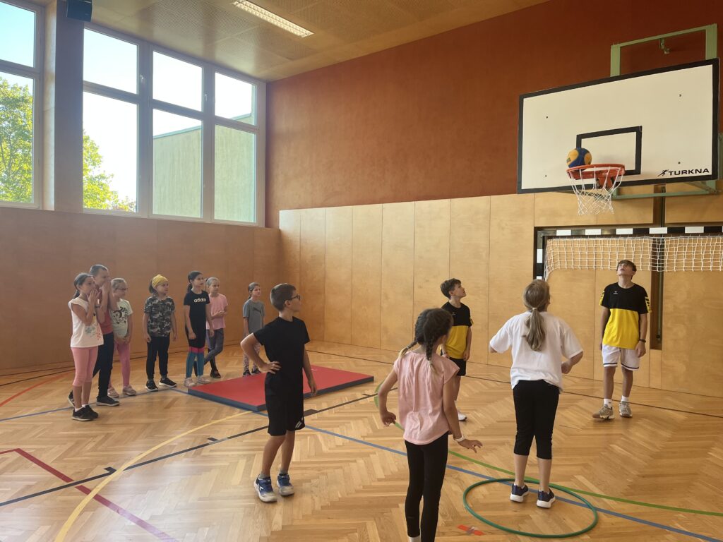 25/26_4a_Sportfest MS Traiskirchen