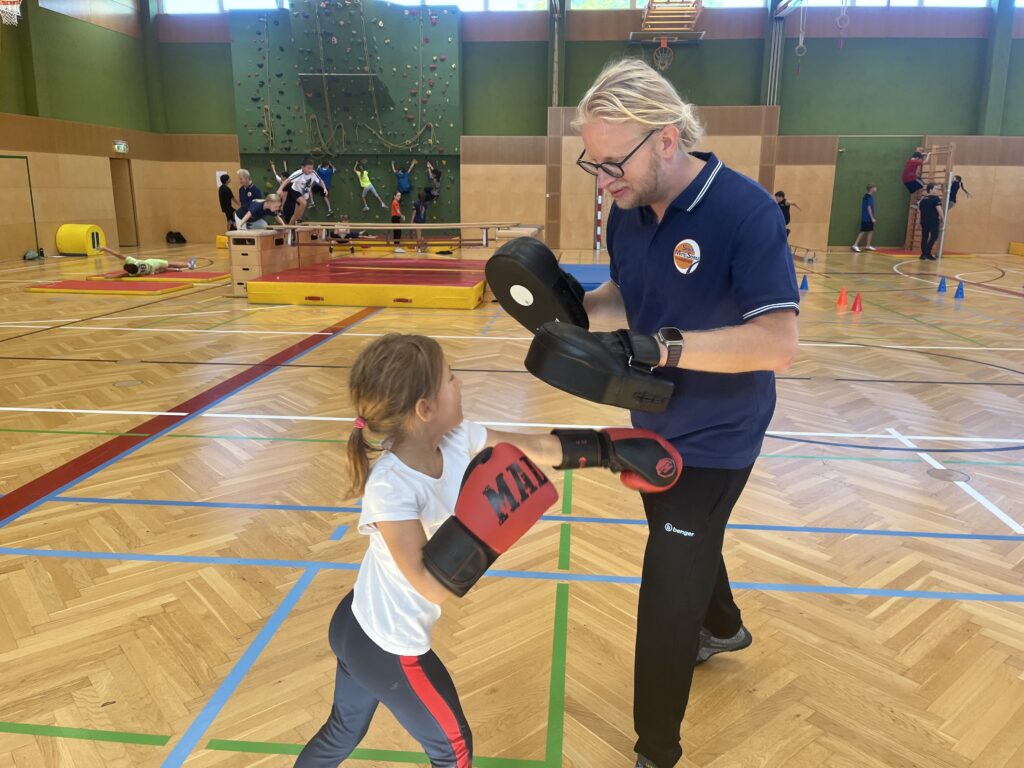25/26_4a_Sportfest MS Traiskirchen
